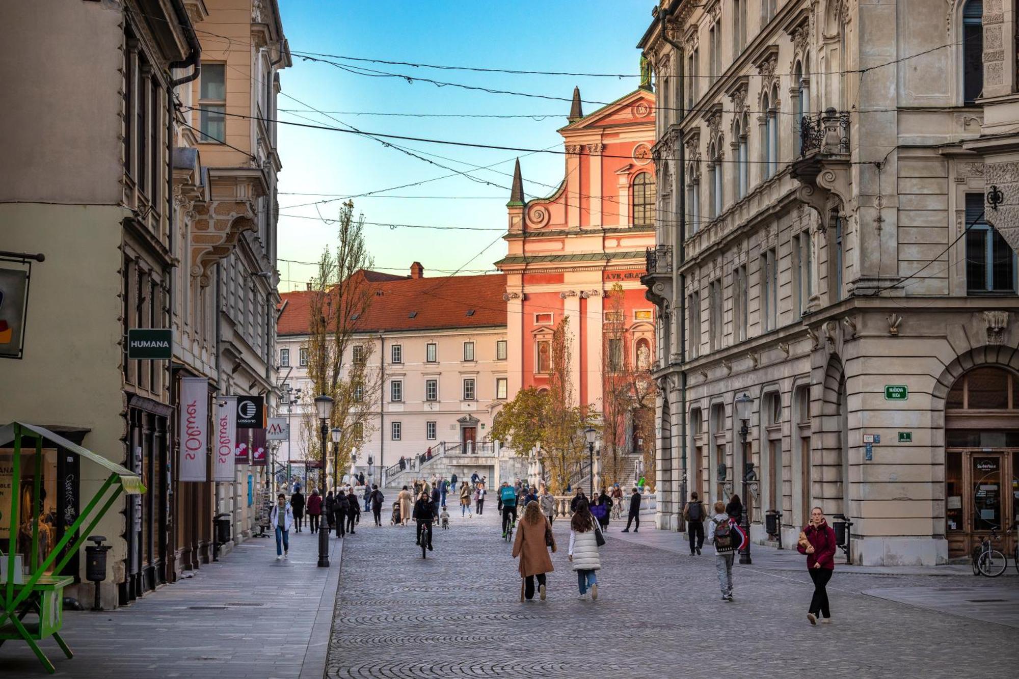 Luxe Penthouse With A Castle View Ljubljana Exterior foto
