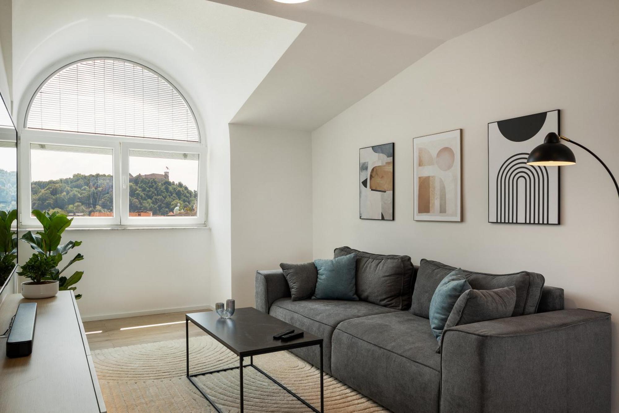 Luxe Penthouse With A Castle View Ljubljana Exterior foto